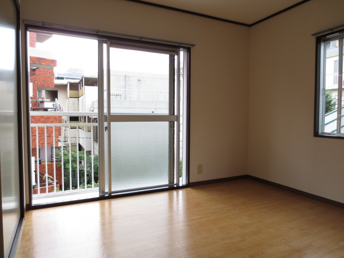 Living and room