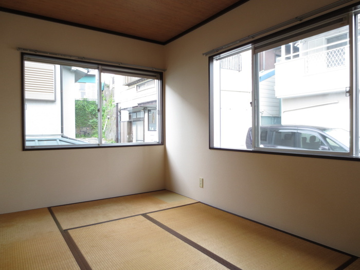 Living and room