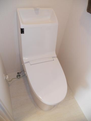 Toilet