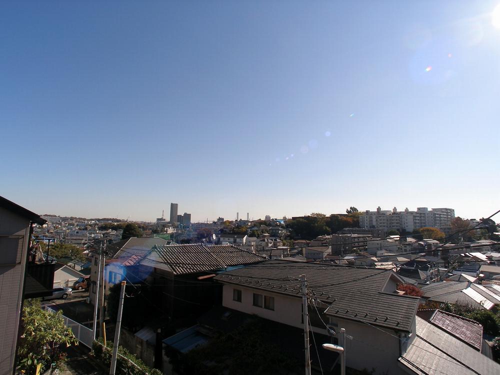 View photos from the dwelling unit. This view! Landmark Tower was also able to distant view! 