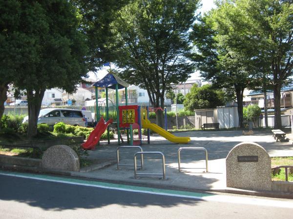 park. 20m to Inari park