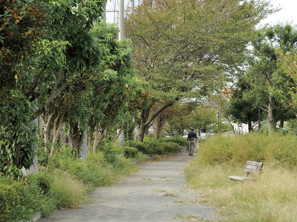 Surrounding environment. Katakura Kitakoen (about 240m ・ A 3-minute walk)