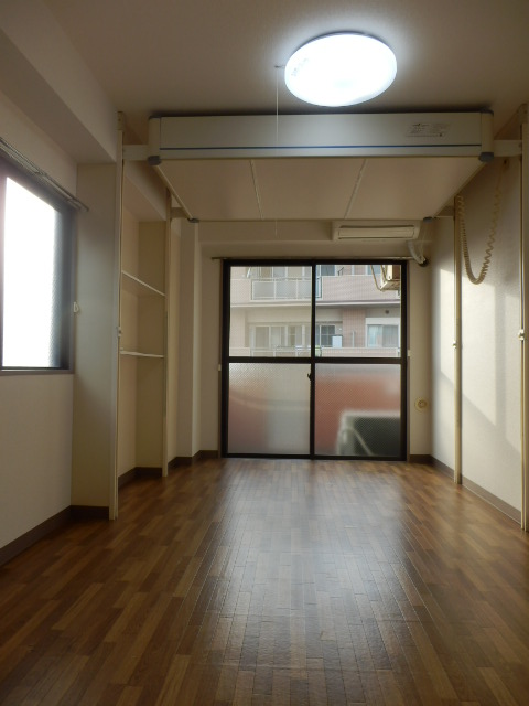 Living and room