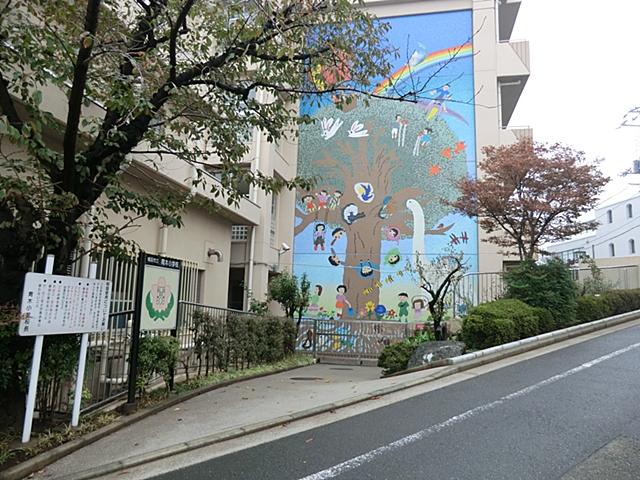 Primary school. 721m to Yokohama Municipal Aoki Elementary School