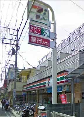 Convenience store. Seven-Eleven 123m to Yokohama Rokkakubashi 2-chome (convenience store)