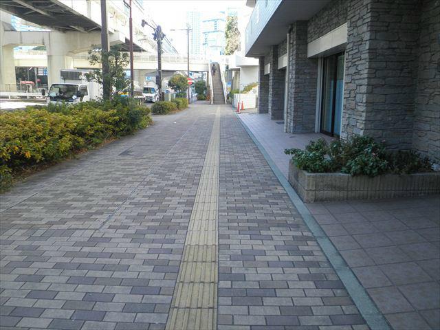 Other local. Frontal road