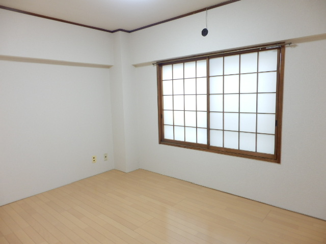 Other room space. Clean flooring