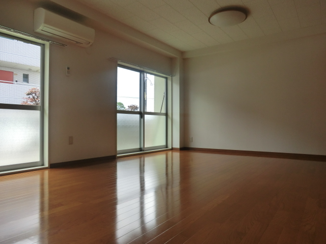Living and room