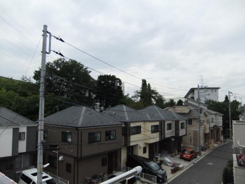 View photos from the dwelling unit. View from the site (October 2013) Shooting