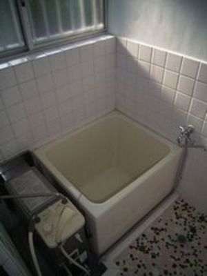 Bath. Warm add 焚給 hot water
