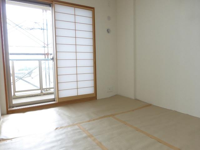 Non-living room. September 26, 2013 shooting