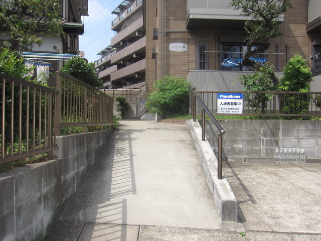 Entrance. It is a quiet residential area