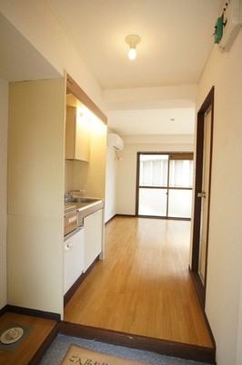 Entrance. Interior renovated! 