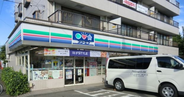 Convenience store. Three F Hazawa store up (convenience store) 96m