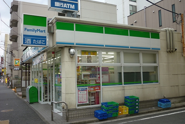 Convenience store. FamilyMart east Hakuraku Station store up to (convenience store) 231m