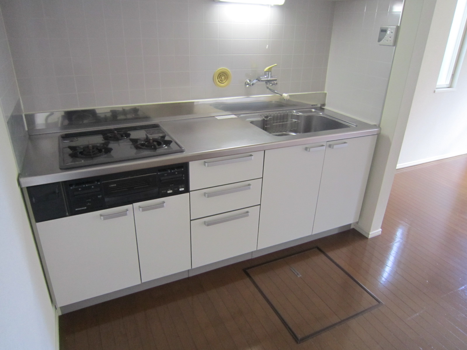 Kitchen. System kitchen