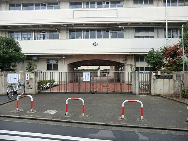 Primary school. 519m to Yokohama Municipal Nishiterao Elementary School