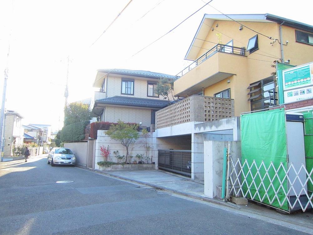 Local photos, including front road. Quiet living environment! There was just the right house! Local (11 May 2013) Shooting