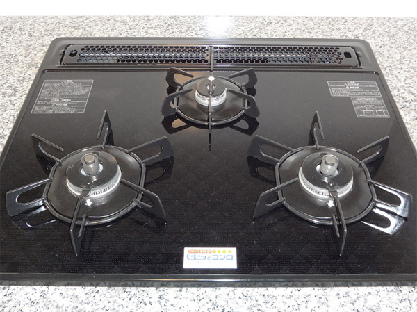 Kitchen.  [Glass top stove] Easier to clean after cooking, Adopt a high glass top durability. Both three-necked equipped with automatic lighting failure safety device.  ※ F type is two-burner stove. (Model Room A type / August 2012 shooting)