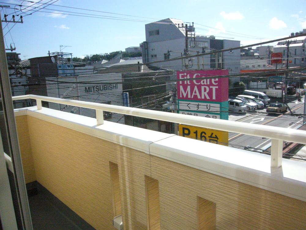 Balcony. South facing Drugstore. Convenient! 2013 October 8 shooting