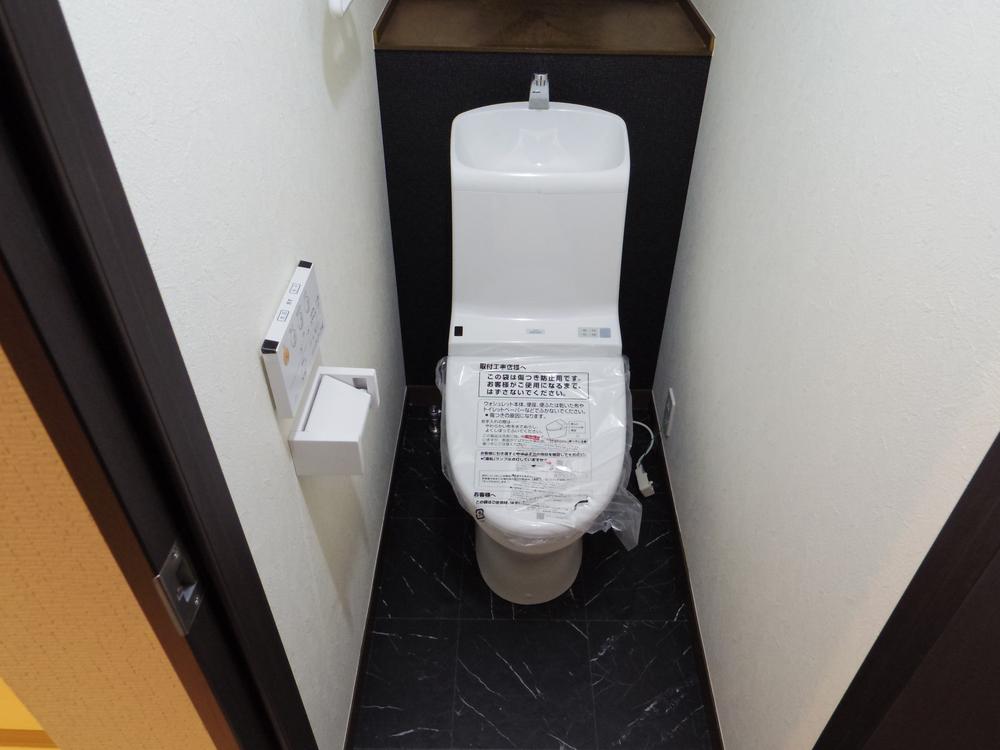 Toilet. Indoor (12 May 2013) Shooting Washlet toilet