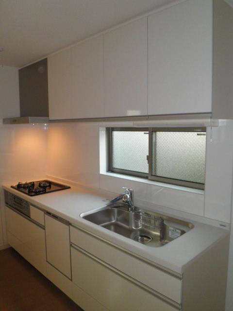 Same specifications photo (kitchen)