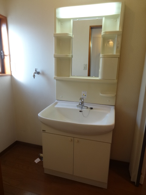 Washroom. Wash dressing room ・ Bathroom vanity ・ Madoyu