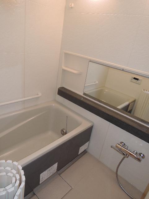 Bathroom. Add cooked with Otobasu ・ With dryer