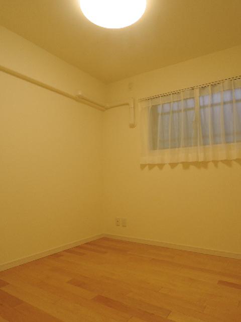 Non-living room