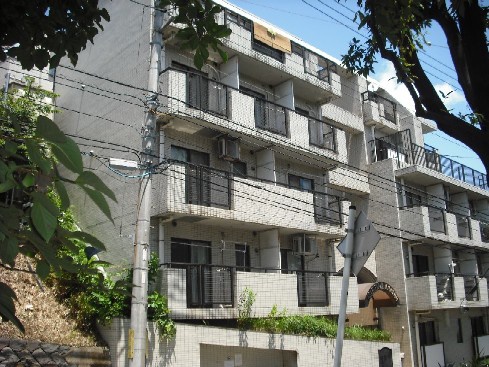 Building appearance. Sale rent! !