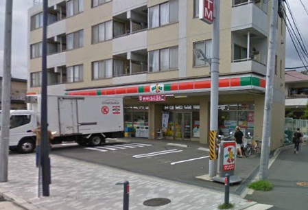 Convenience store. Seven-Eleven Yokohama Shirahatamukai the town store (convenience store) to 264m