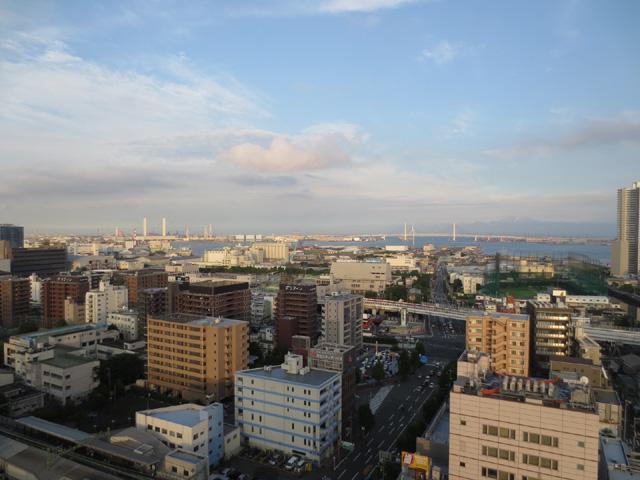 View photos from the dwelling unit. Since it is a southeast direction, Asahi is coming from here..