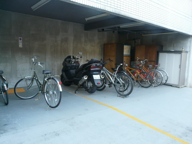 Other common areas. Bicycle parking is also available on site