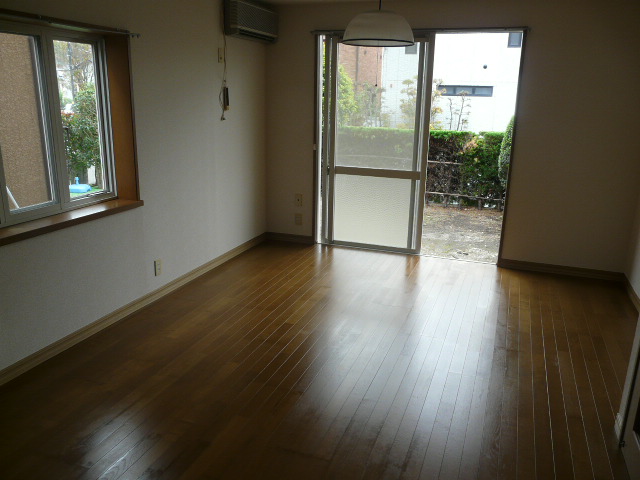 Living and room. Fathom ~ There still nice I living (* ^ _ ^ *)