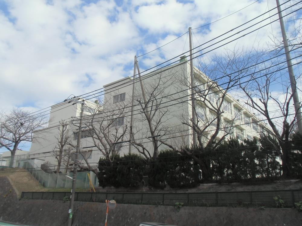 Primary school. 1020m to Yokohama Municipal Nishishiba Elementary School