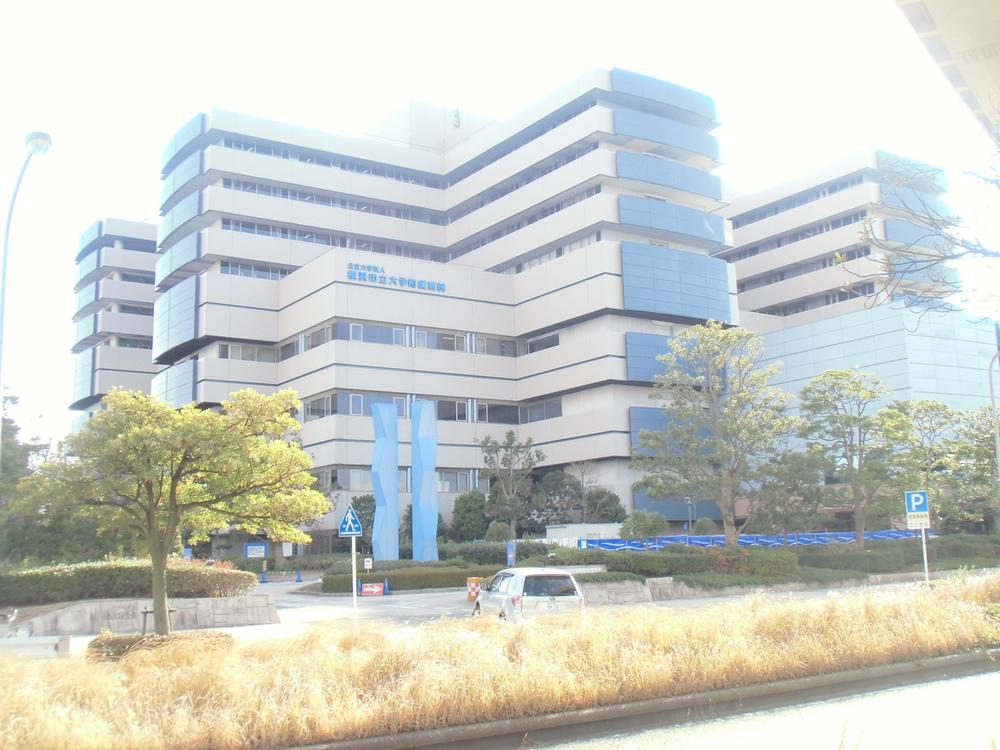 Hospital. 1442m to public university corporation, Yokohama City University Hospital