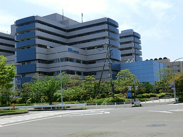 Hospital. It is useful when there is a general hospital near the 1600m to Yokohama City University Hospital! 