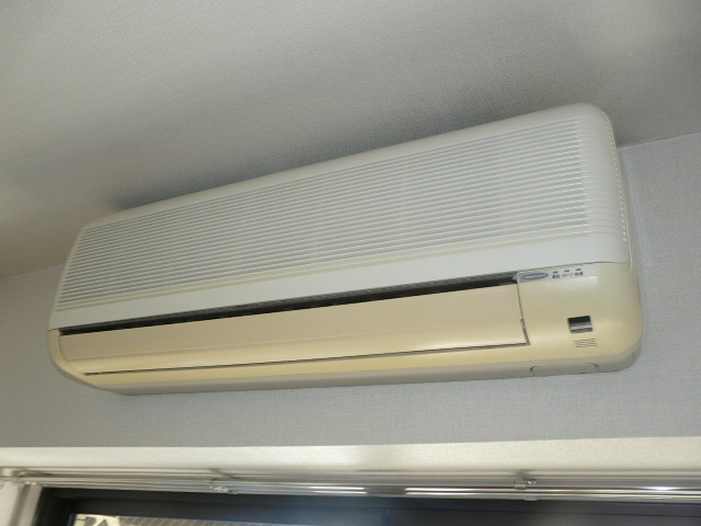 Other Equipment. Air-conditioned! !