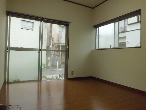 Living and room