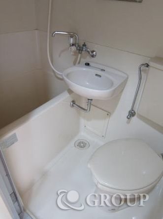 Bath. 3-point unit