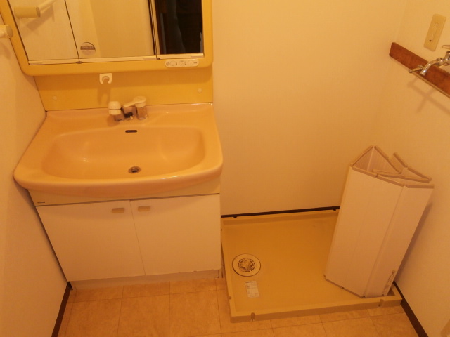 Washroom. Independence is a wash basin ☆
