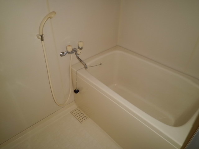 Bath. Bathroom is beautiful ☆