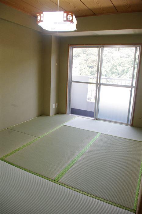 Non-living room. Day, Airy Japanese-style