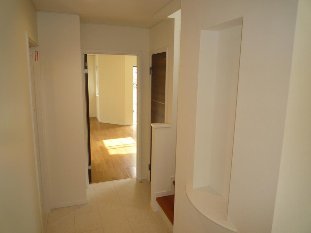 Other. Large living if Nukere the corridor