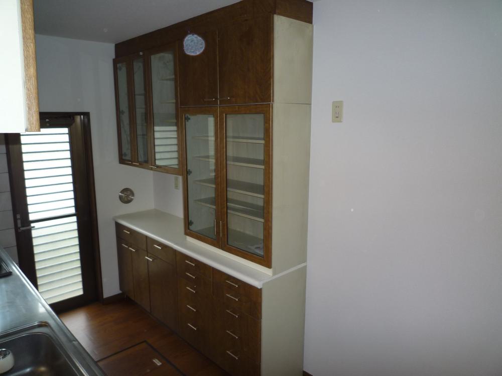 Kitchen. Also equipped with cupboards