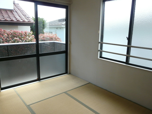 Other room space. 6-mat Japanese-style ☆ Is a veranda Yes (* ^ _ ^ *)