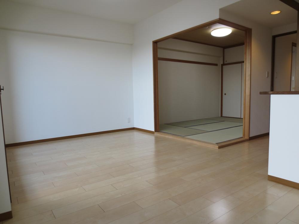 Living. Indoor (12 May 2013) Shooting