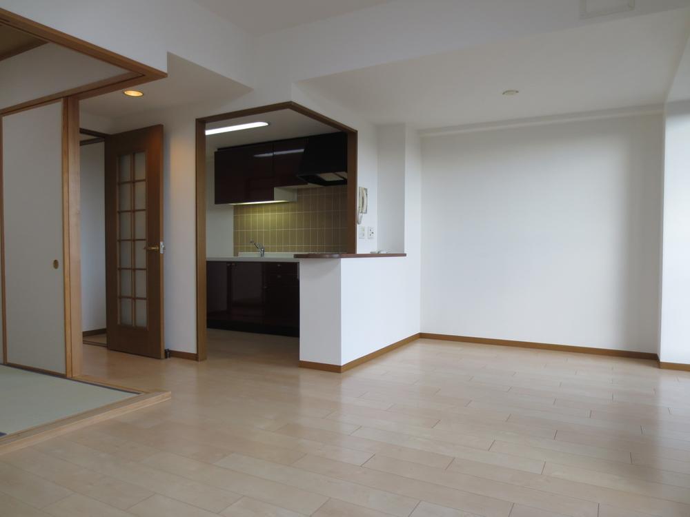 Living. Indoor (12 May 2013) Shooting