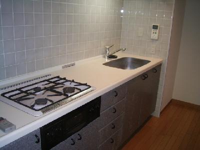Kitchen.  ☆ Stylish system Kitchen 3-neck with stove ☆