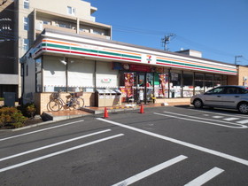 Convenience store. Seven-Eleven Kamariya store up (convenience store) 90m